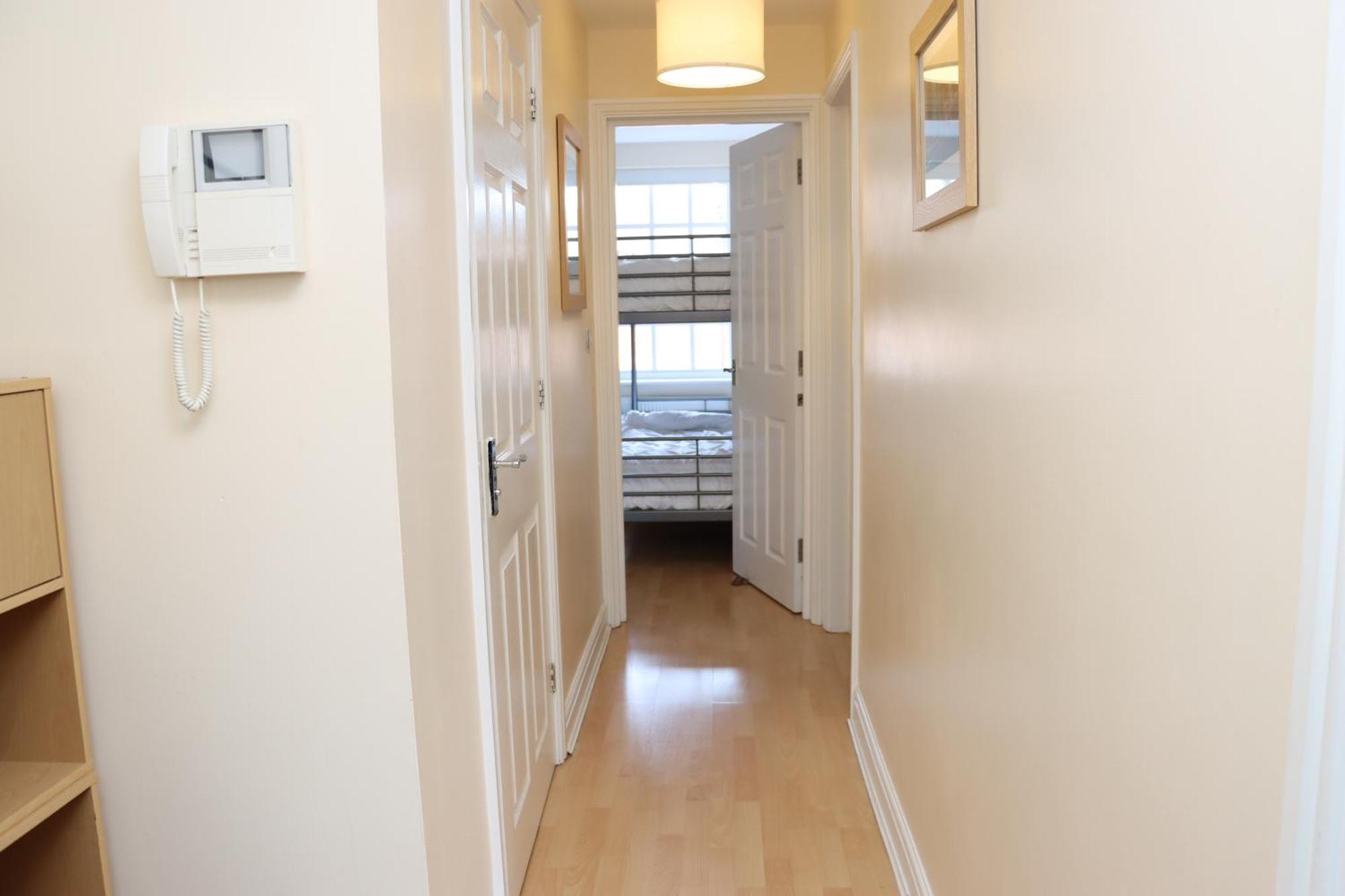 Scandinavian City Centre Apartment ウスター エクステリア 写真